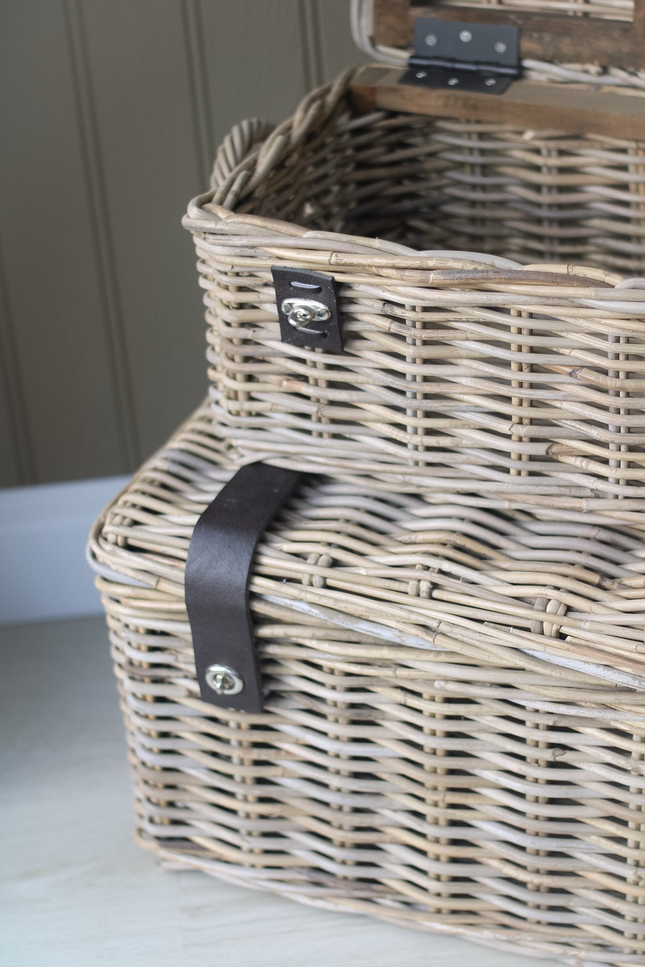 Grey Buff Wicker Storage Trunk