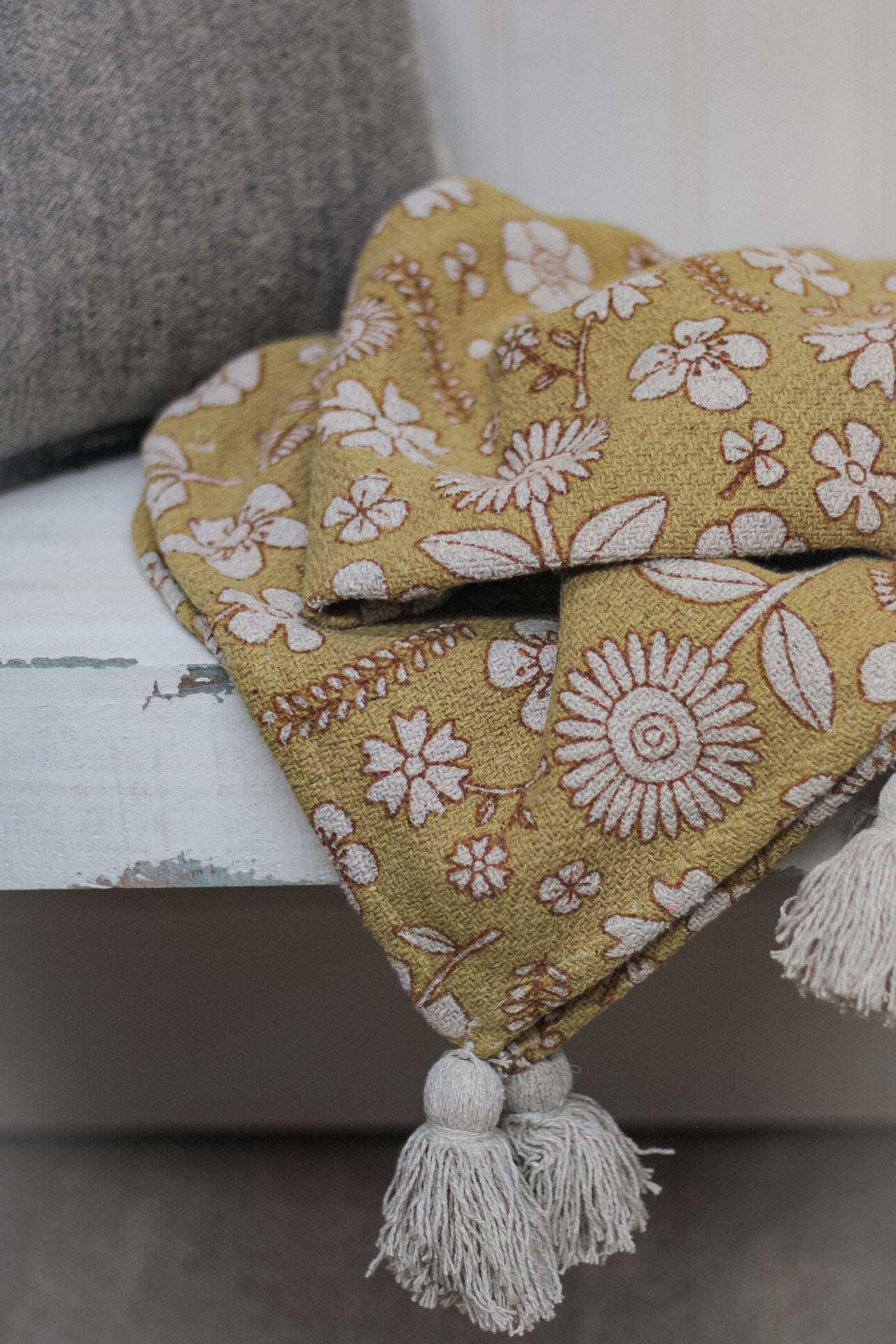 Floral Yellow Tasselled Throw