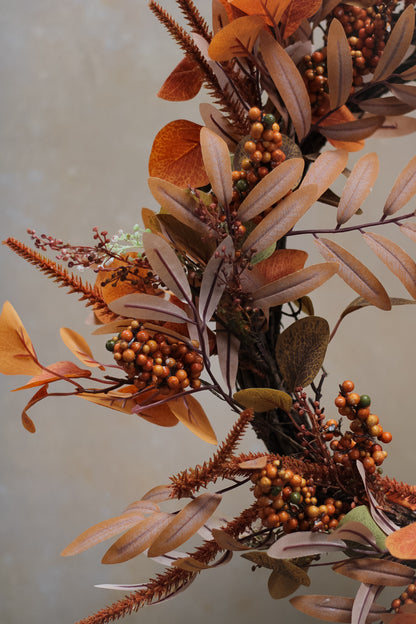 Faux Autumn Leaf &amp; Berry Foliage Wreath