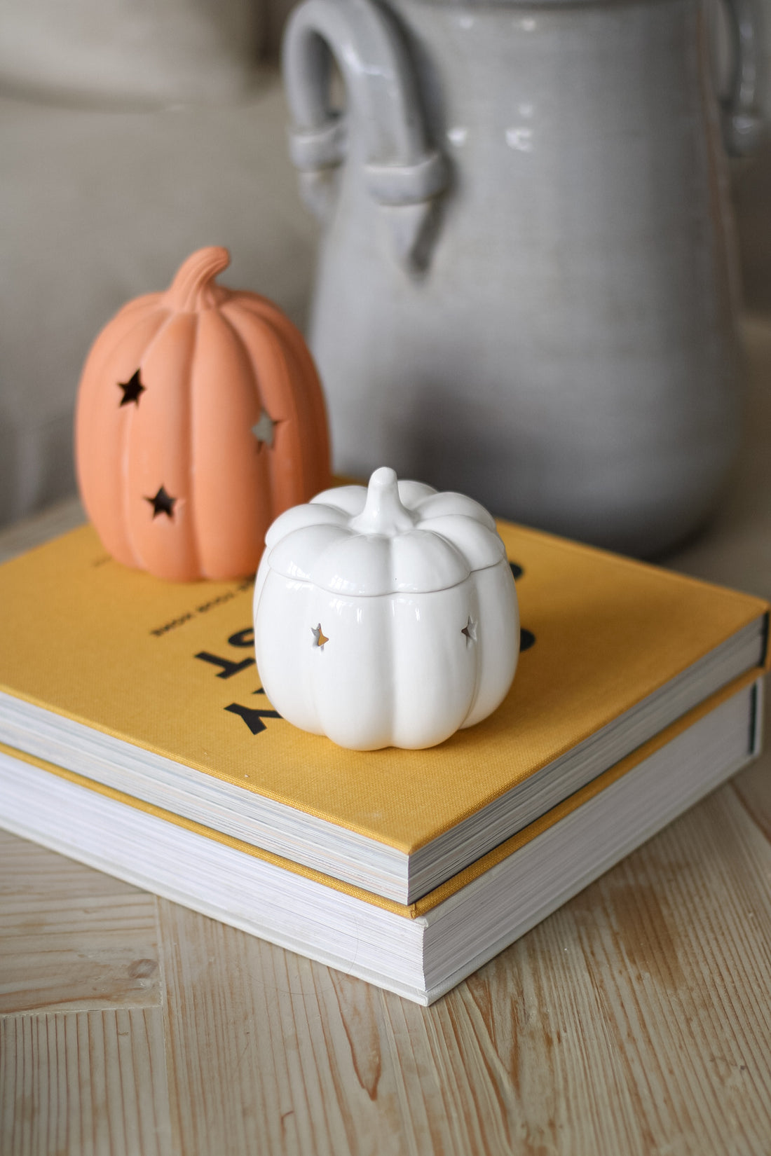 White Ceramic Autumn Star Pumpkin Wax Burner