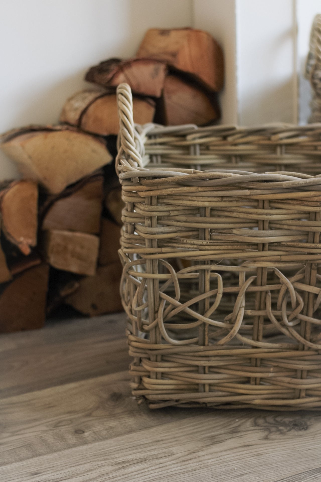 Decorative Weave Rectangular Wicker Basket