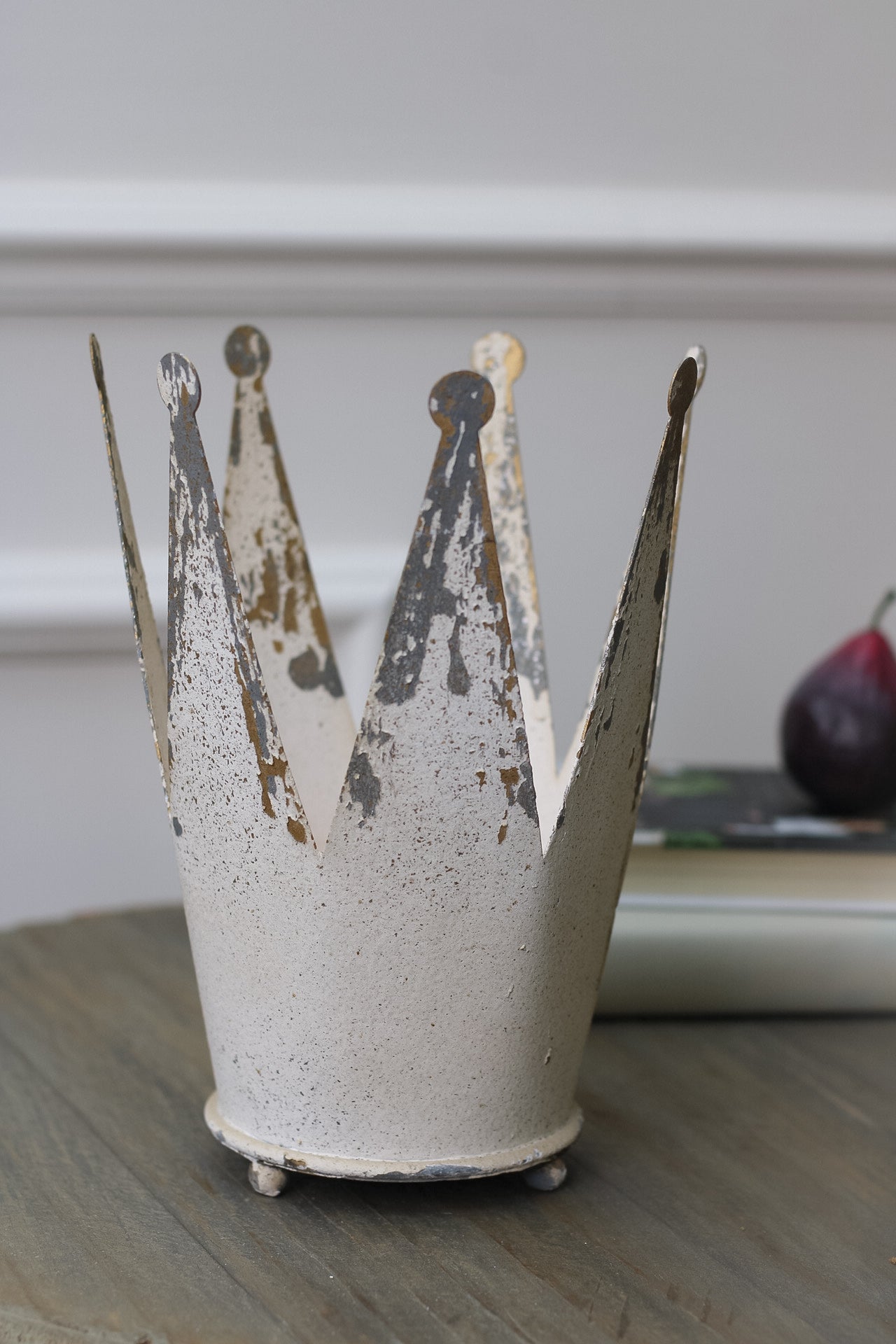 Distressed Cream Crown Candleholder