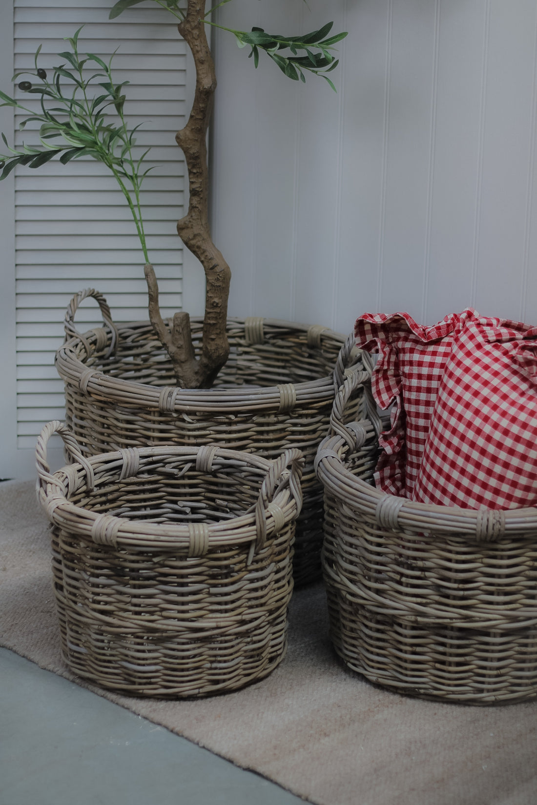 Grey Buff Round Rattan Storage wicker Basket