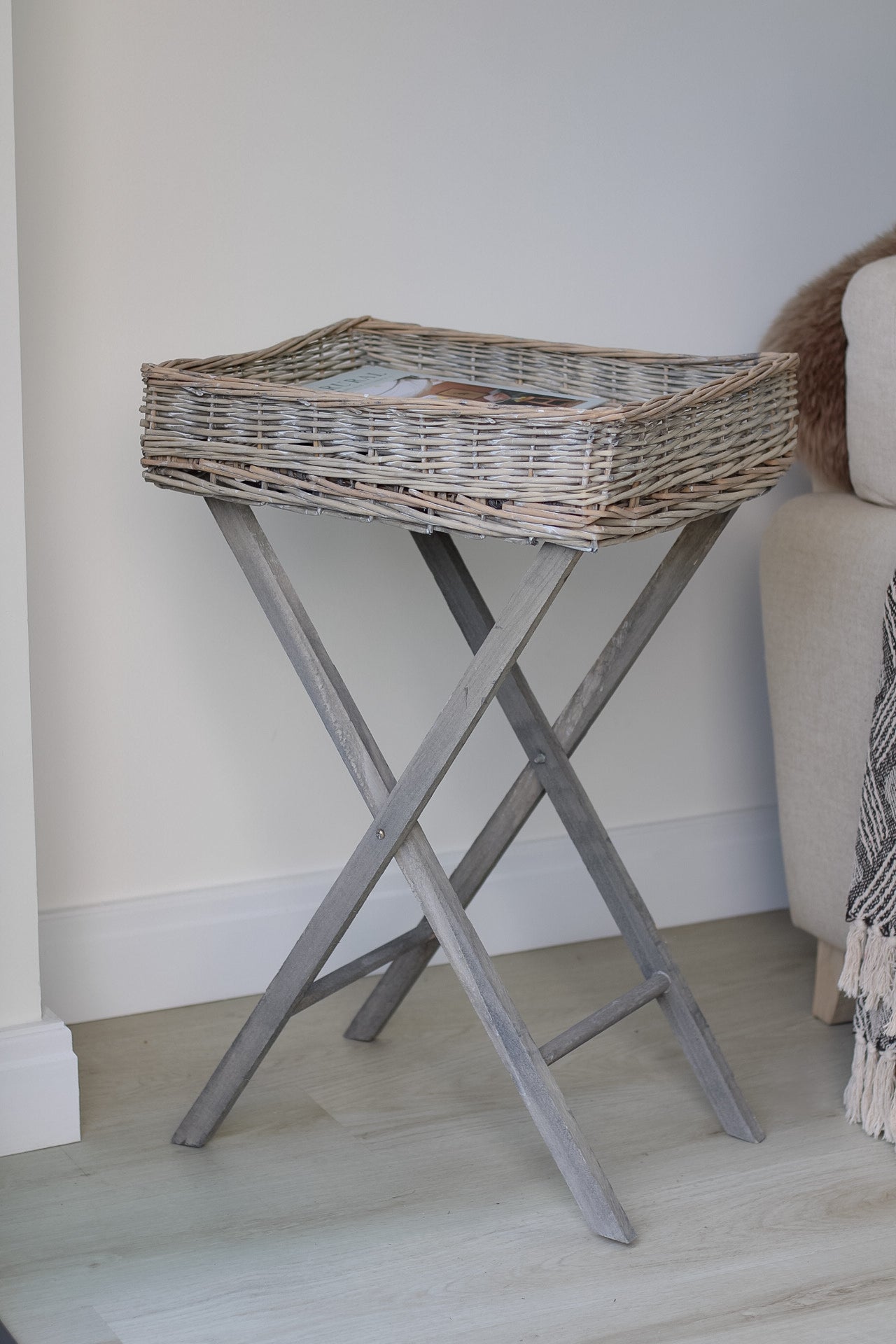 Wicker Butler Tray Table