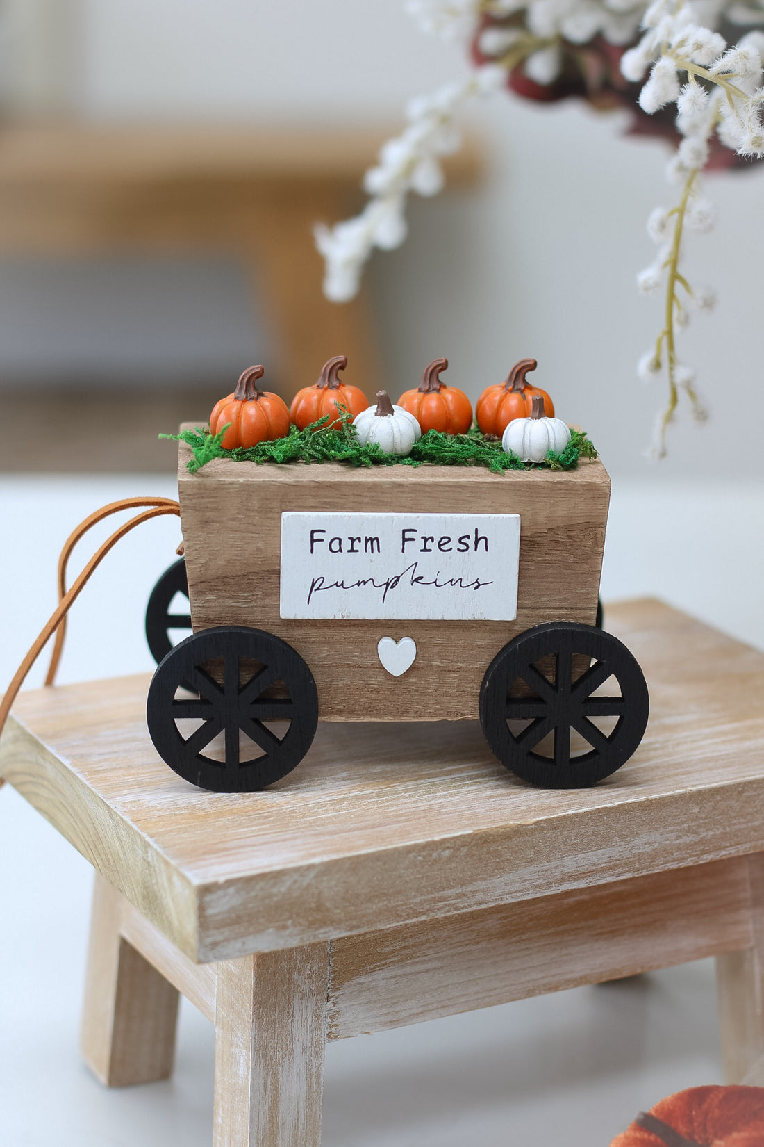 Autumn Pumpkin Wagon Decoration