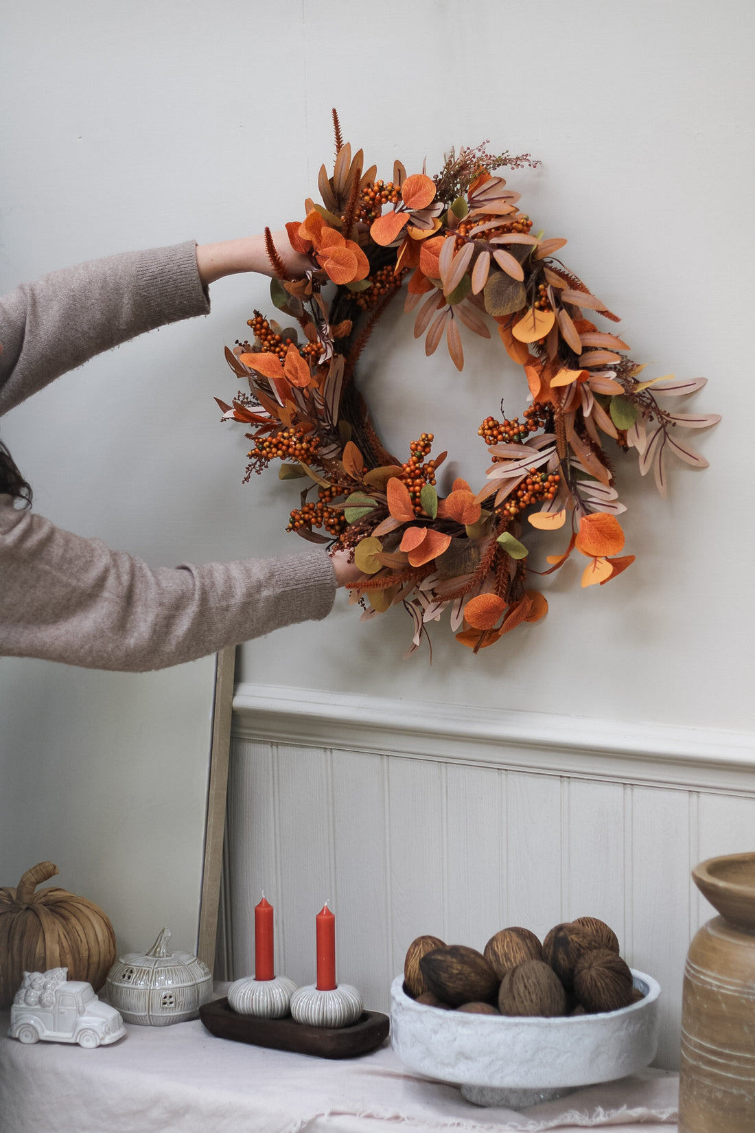 Faux Autumn Leaf &amp; Berry Foliage Wreath