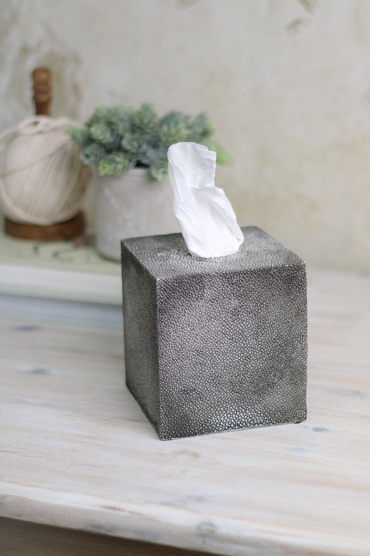 Faux Shagreen Grey Tissue Box – Ivy Grey Interiors