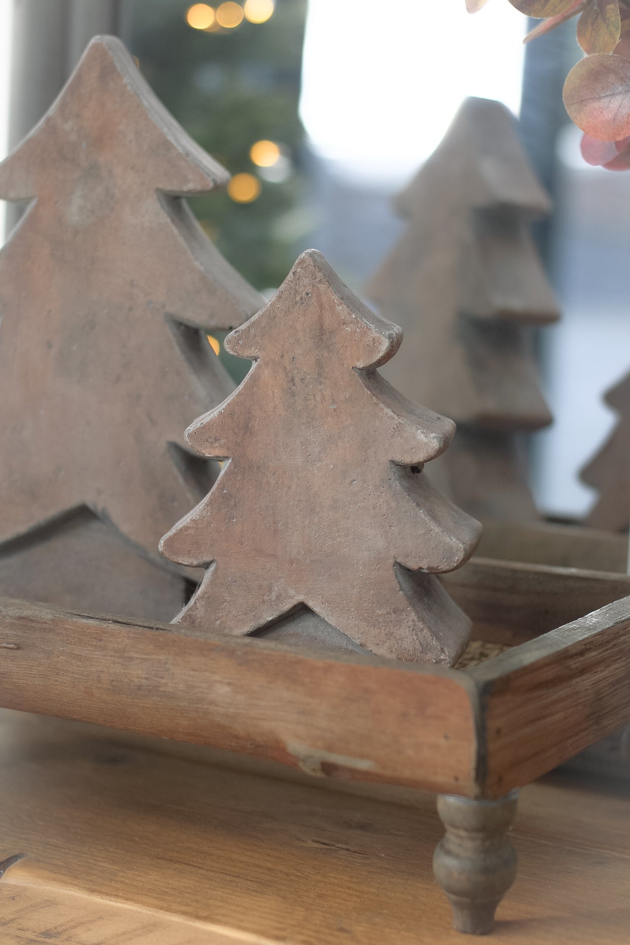 Rustic Warm Brown Christmas Tree