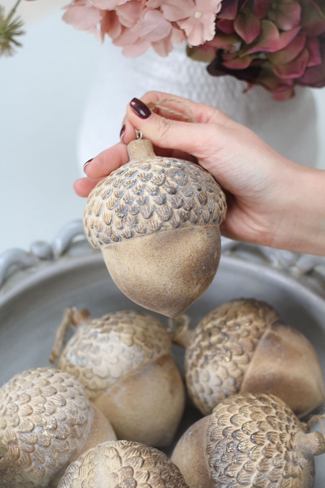 Rustic Gold Finished Acorn Tree Hanger for christmas tree