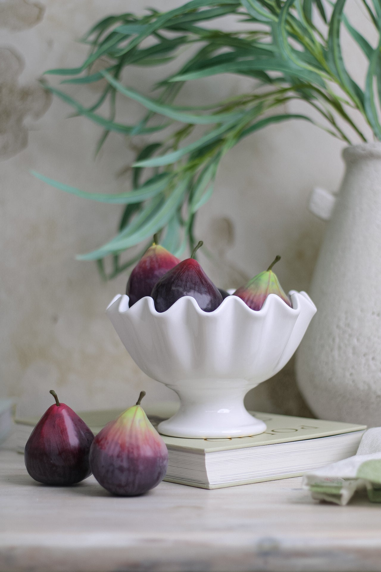 White Ruffled Ceramic Bowl