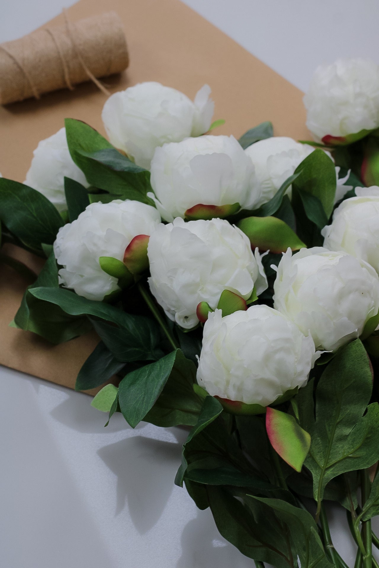 Faux white bud peony stem