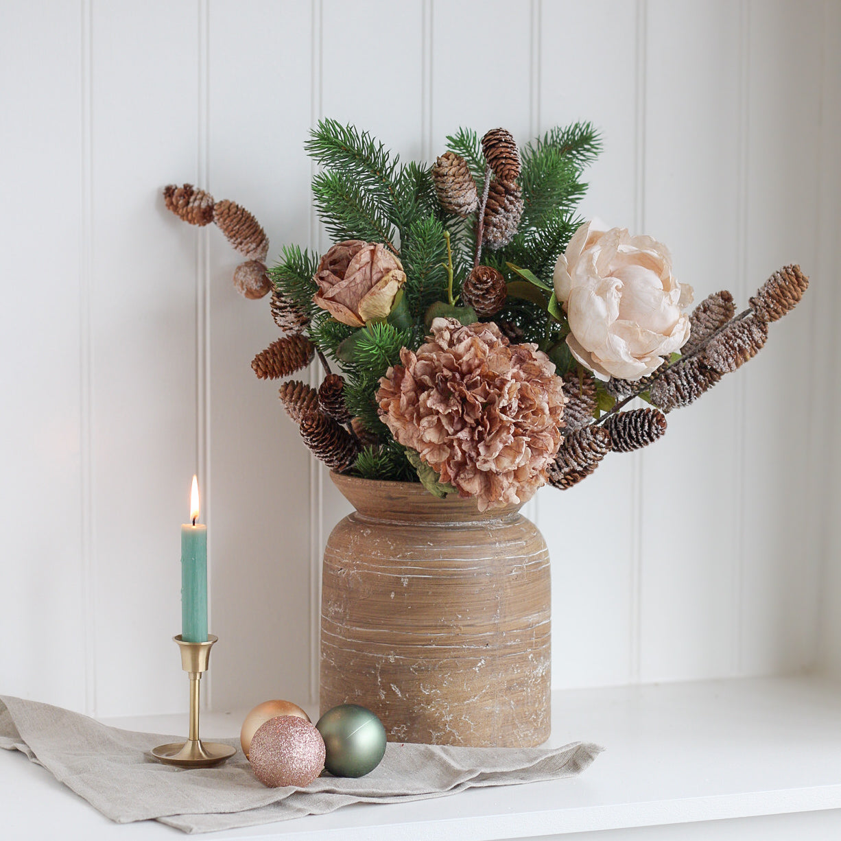 Faux Nude Dried Touch Closed Peony Stem