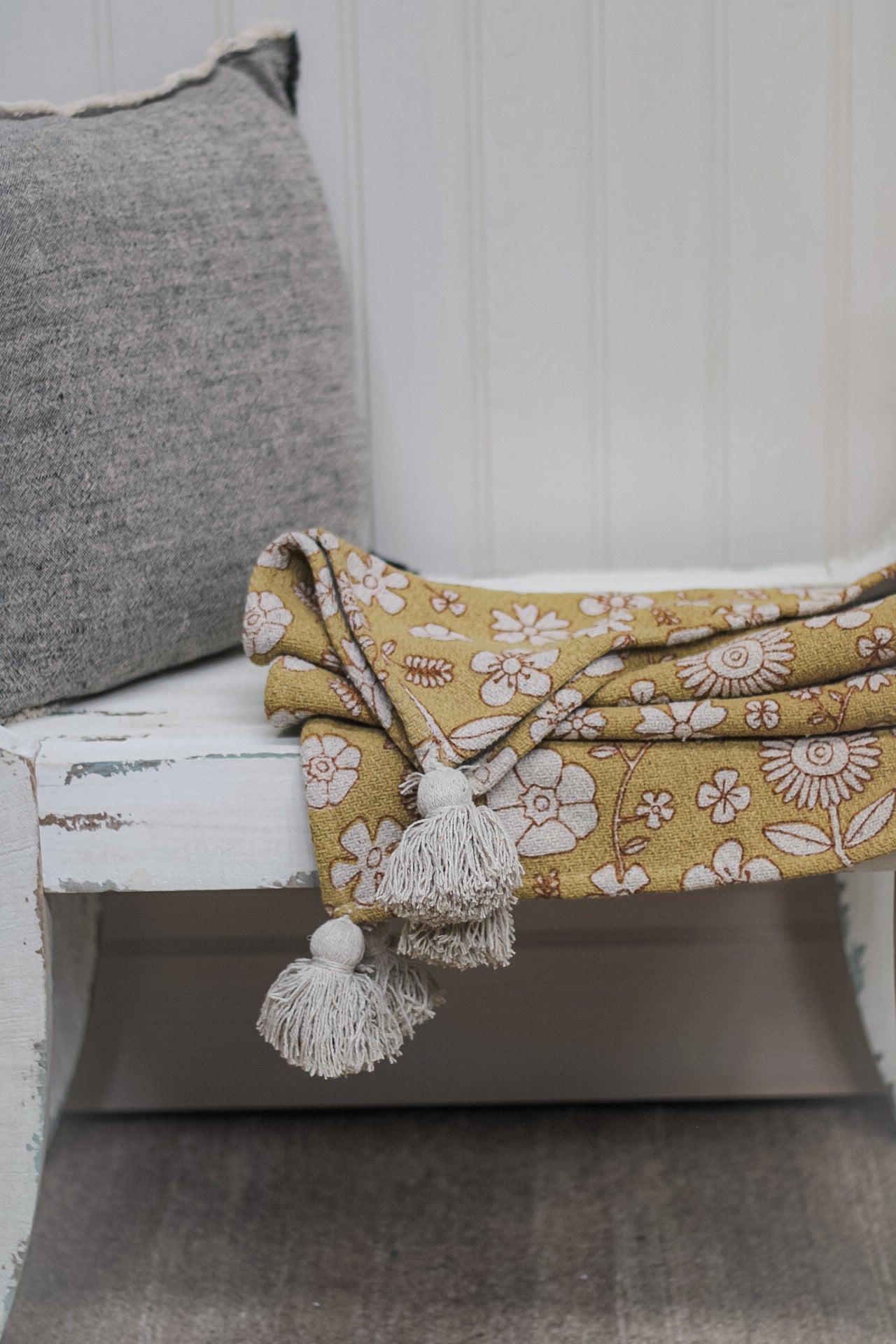 Floral Yellow Tasselled Throw