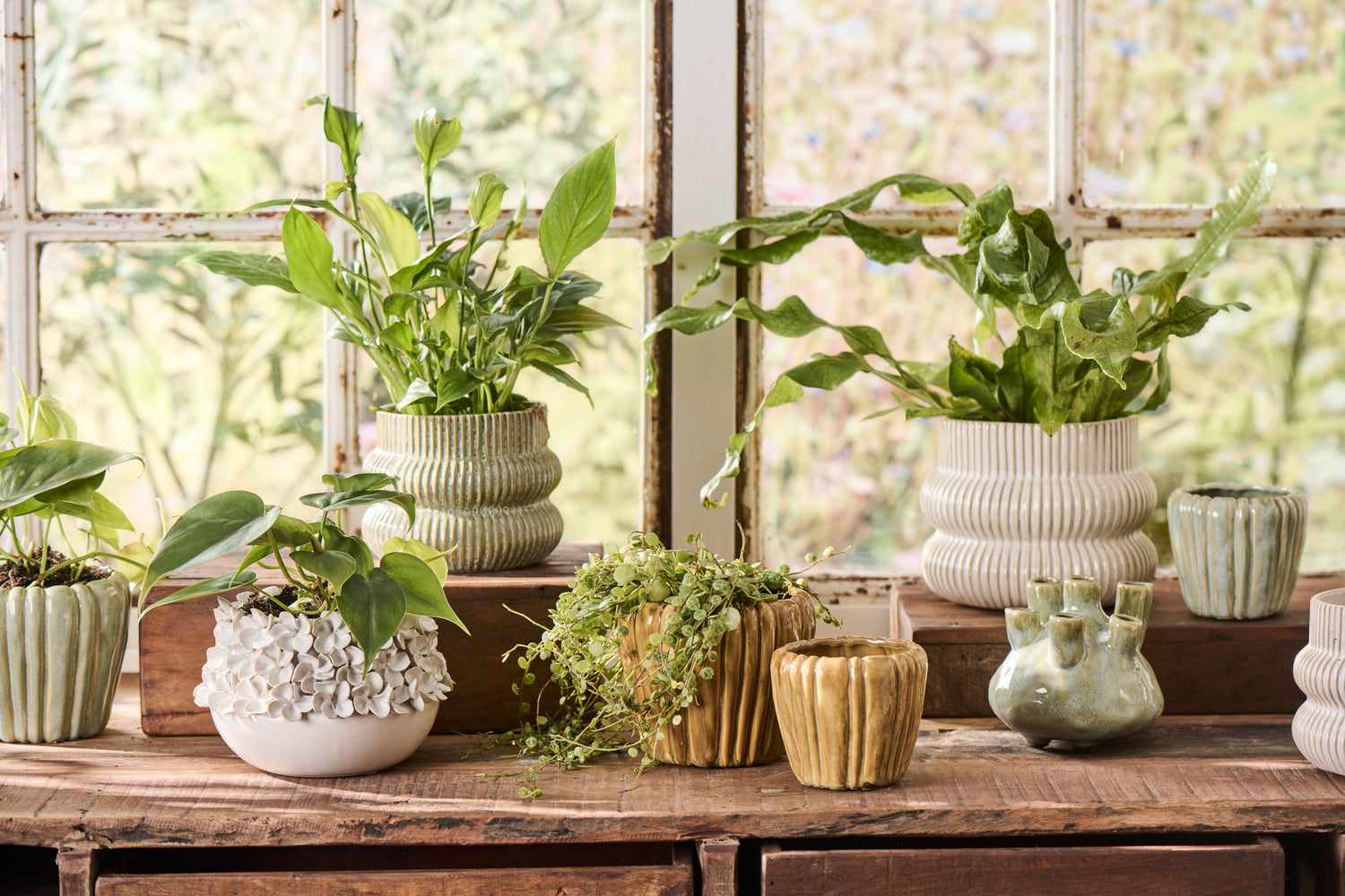 Distressed Green Grooved Planter