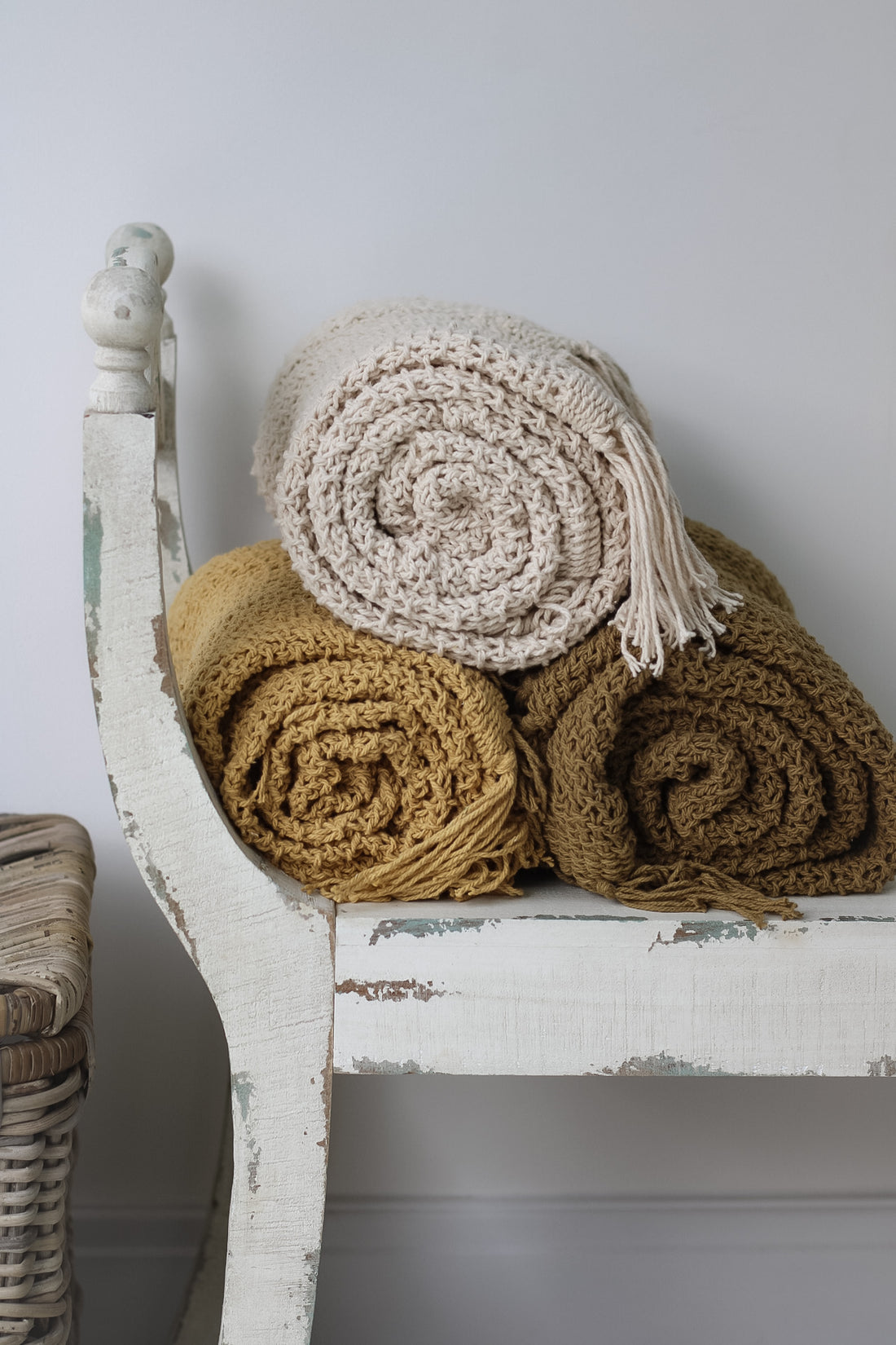 Earthy tasselled throw for cosy home decor