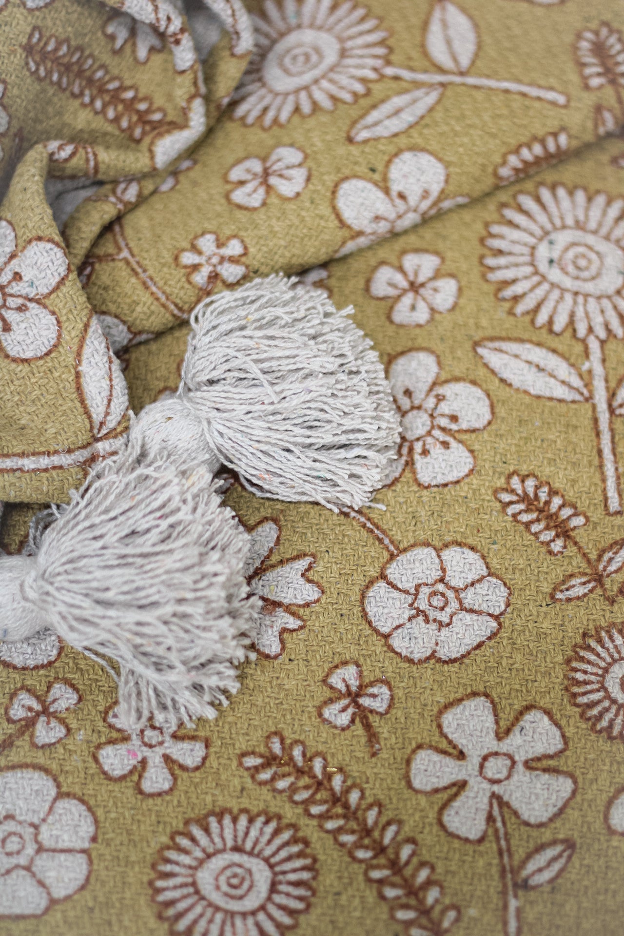 Floral Yellow Tasselled Throw