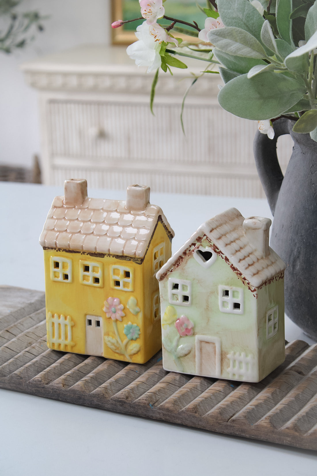 Large Ceramic Daisy House