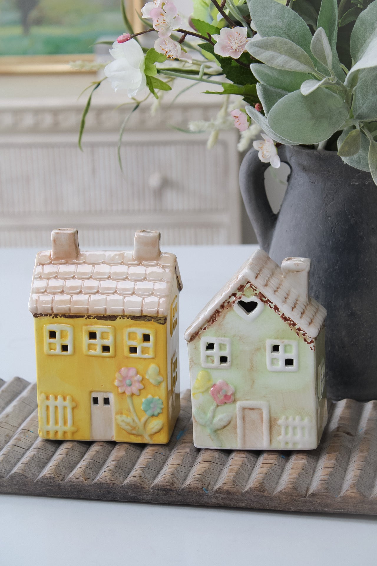 Large Ceramic Daisy House