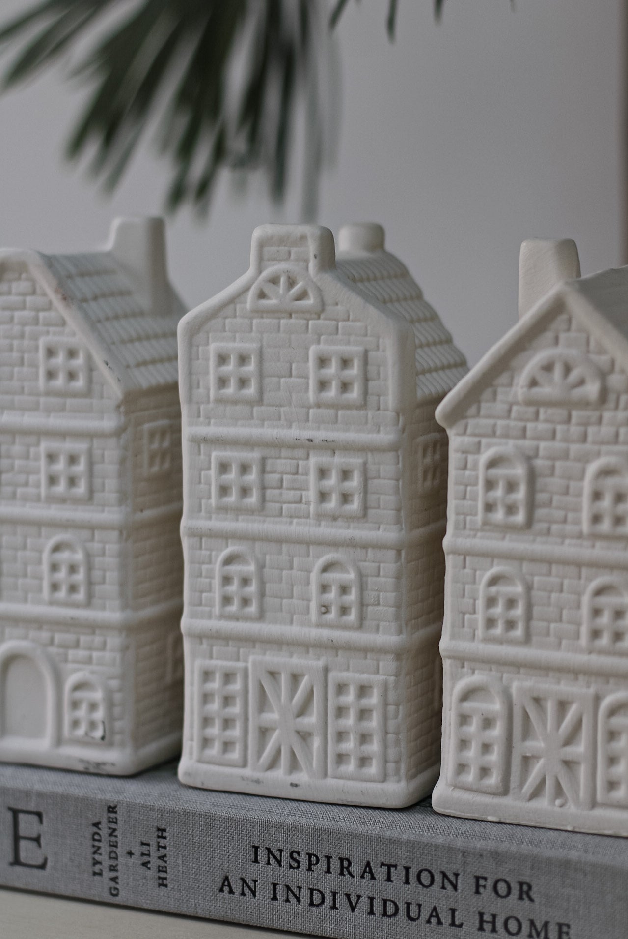 Large White Ceramic Winter Town Houses 004