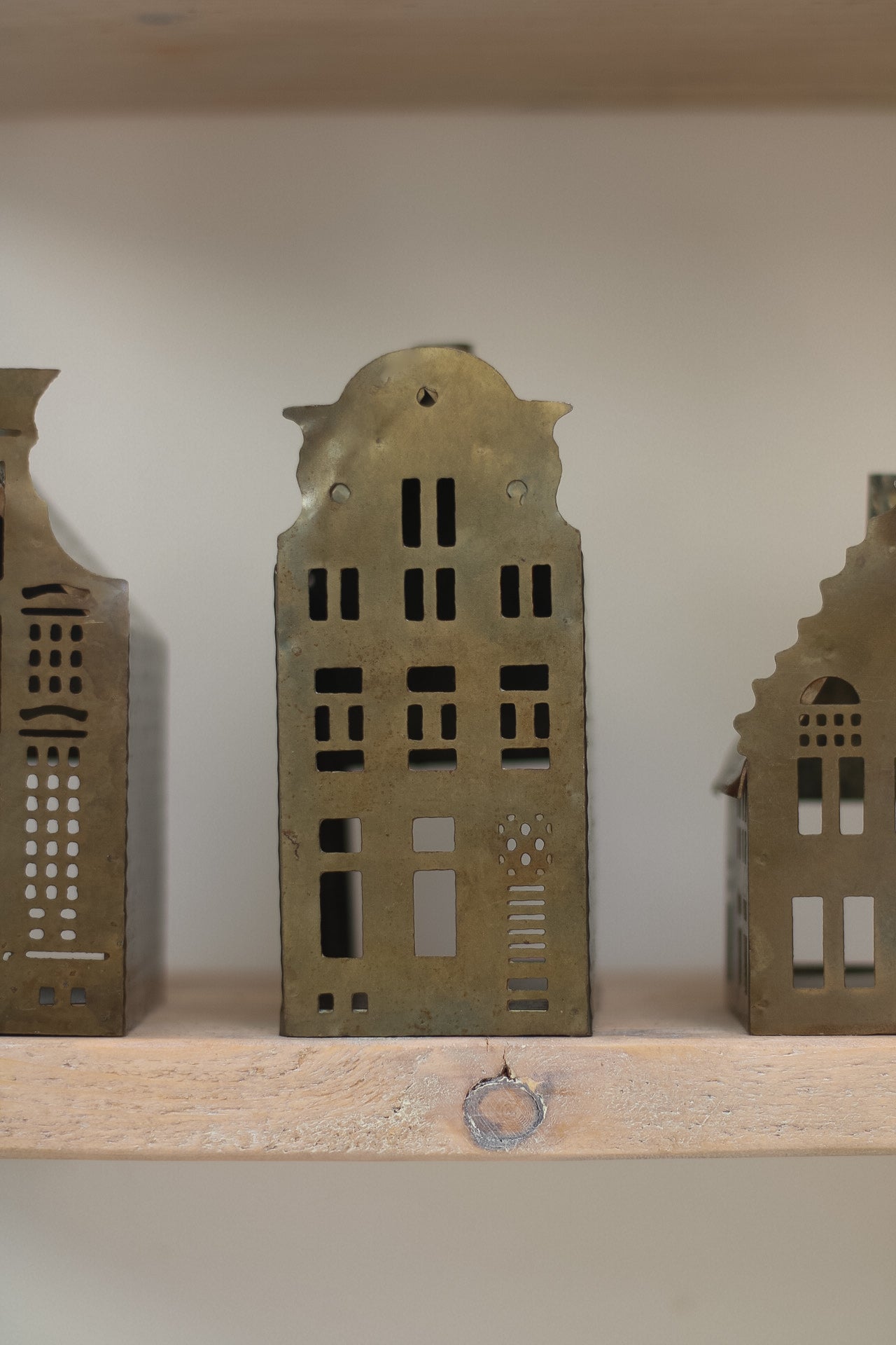 Mini Metal Town Houses