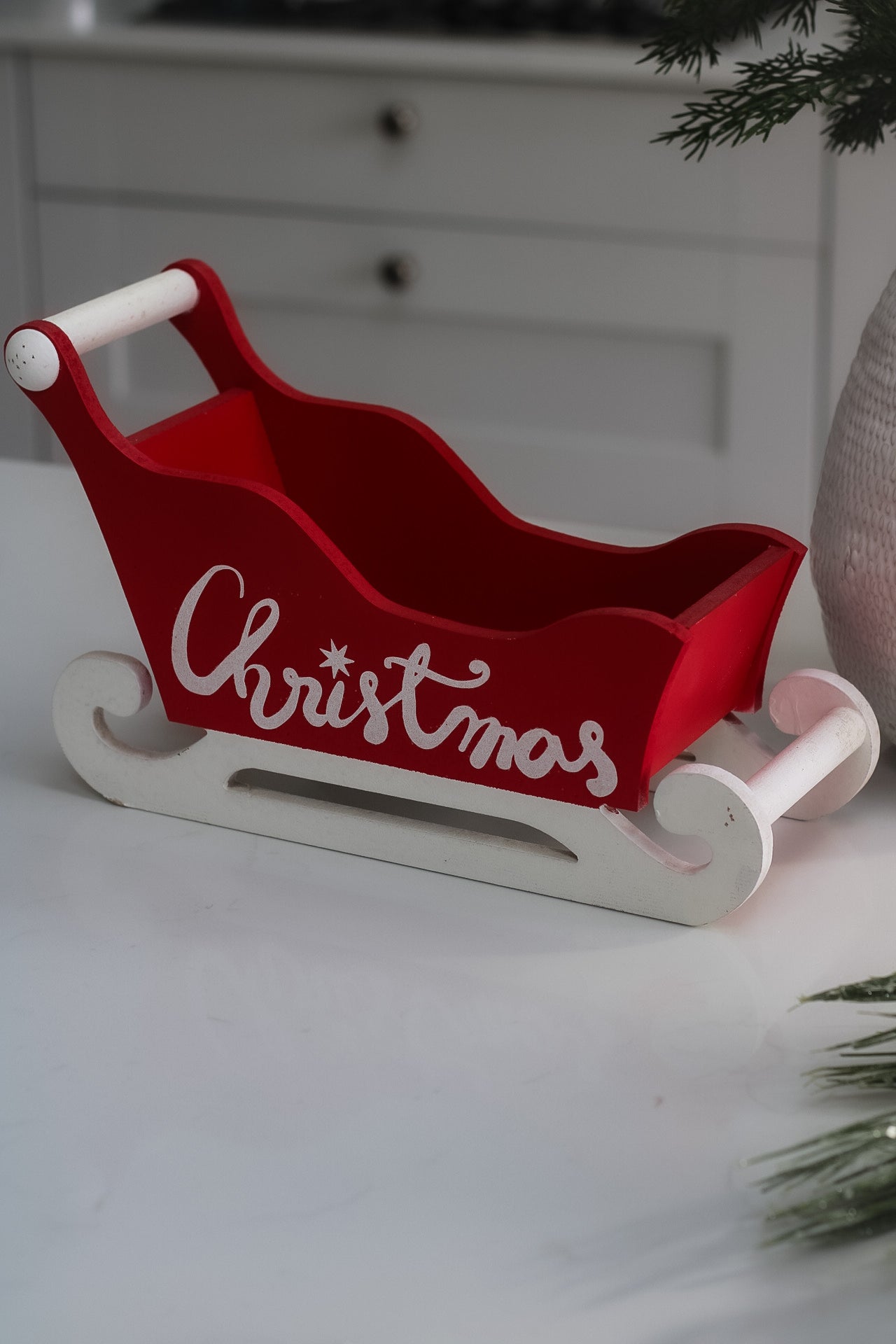 Red and White Christmas Sleigh