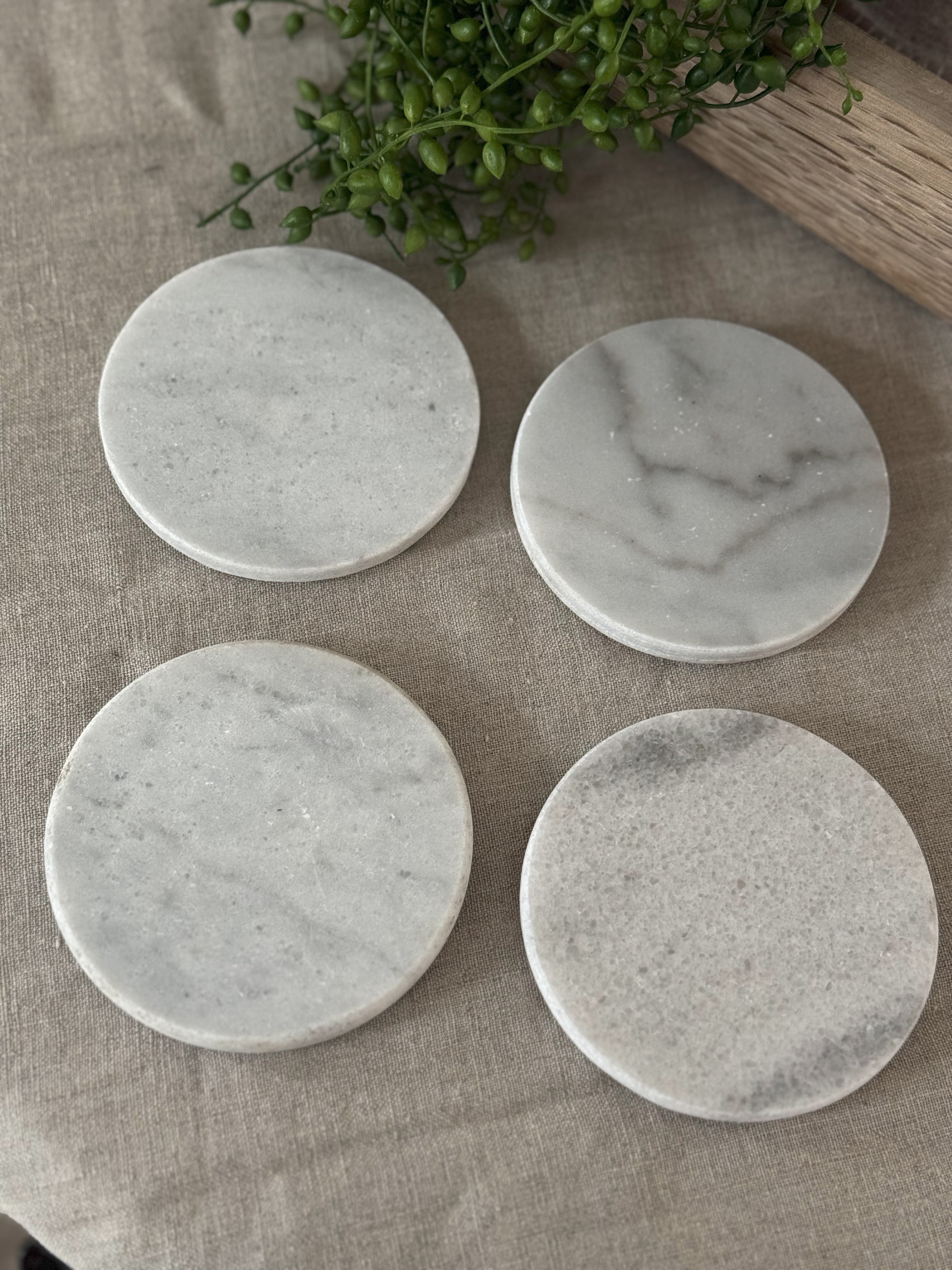 Round White Marble Coasters