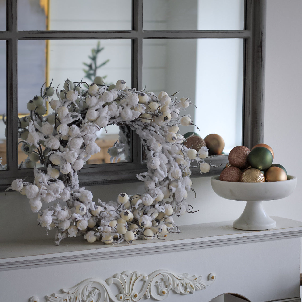 Snowy White Berry Wreath