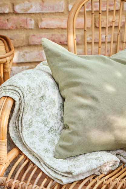 Soft Green Floral Quilted Blanket