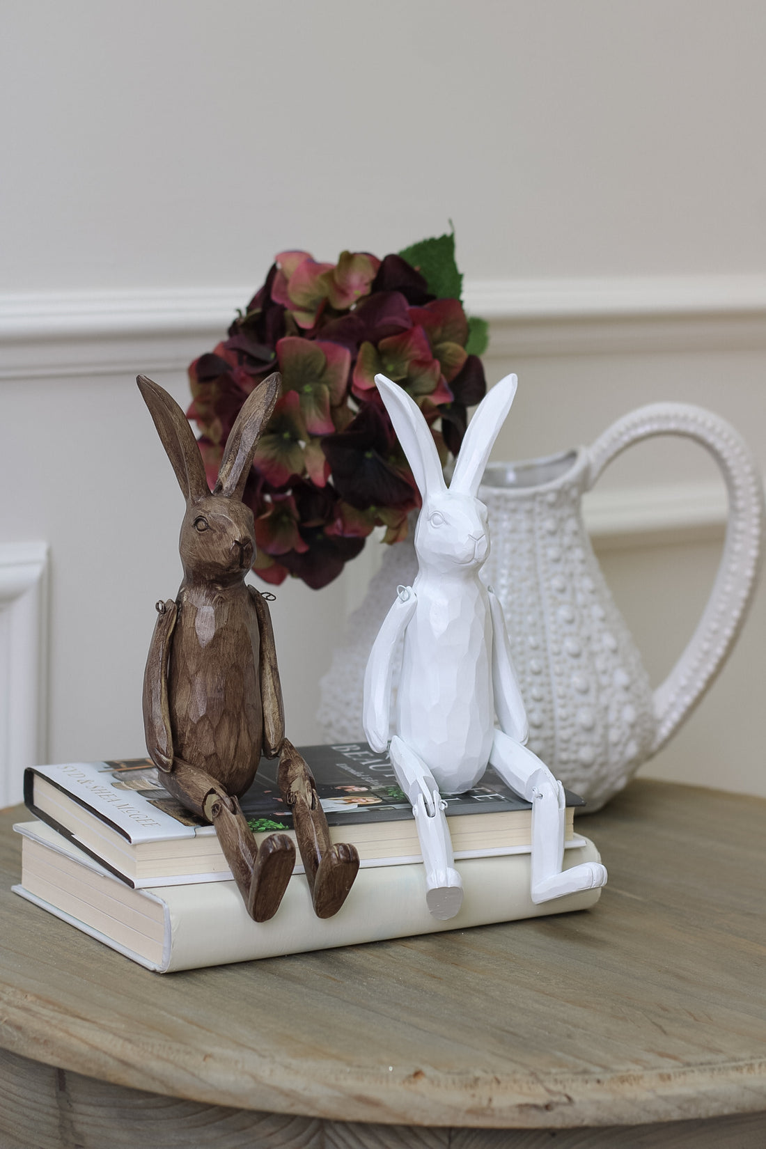 Wooden Seated Rabbit Ornament