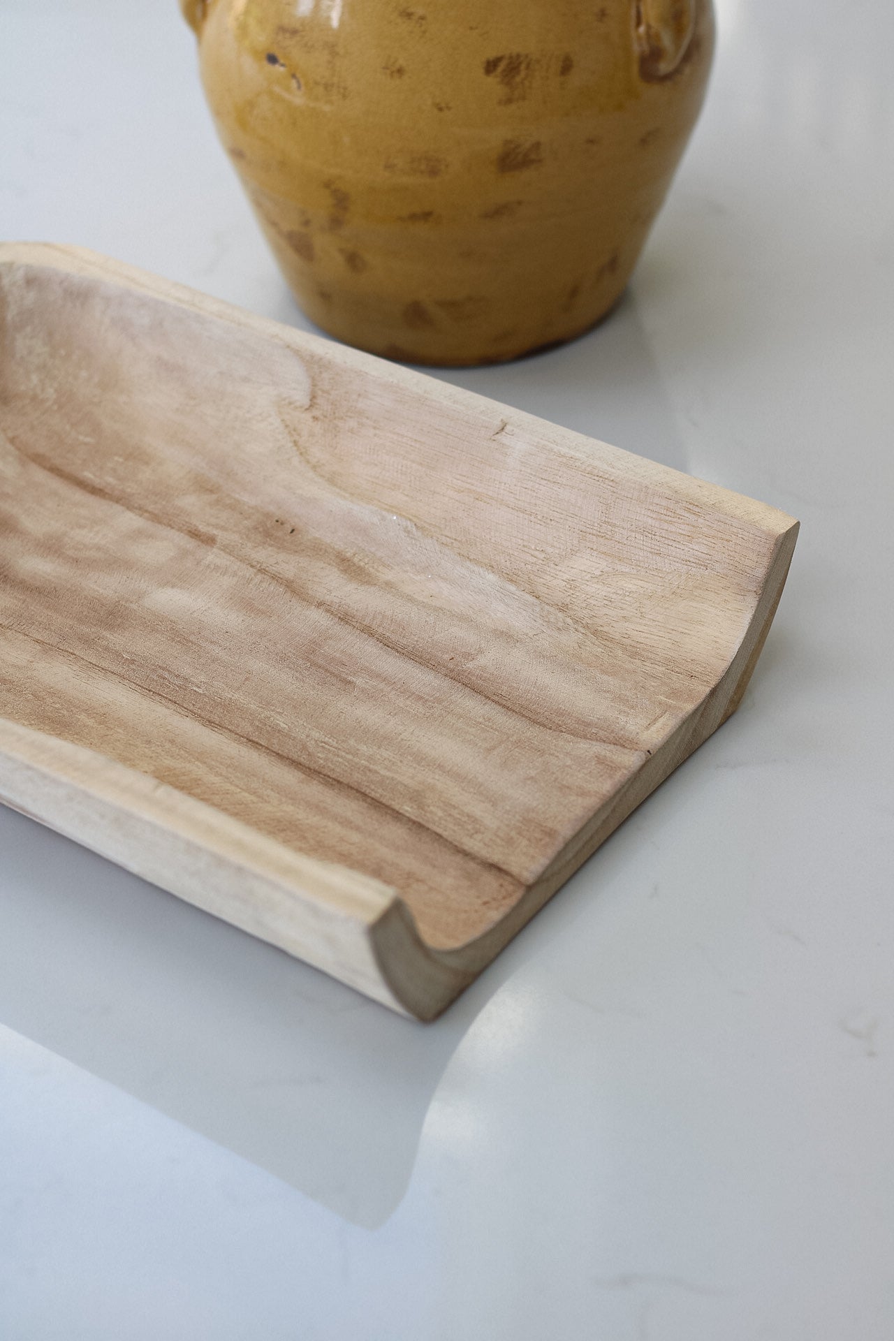 Elegant light wooden tray 