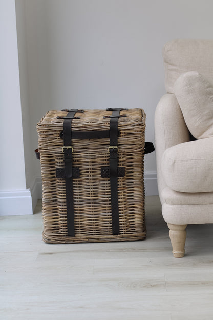 rattan end table