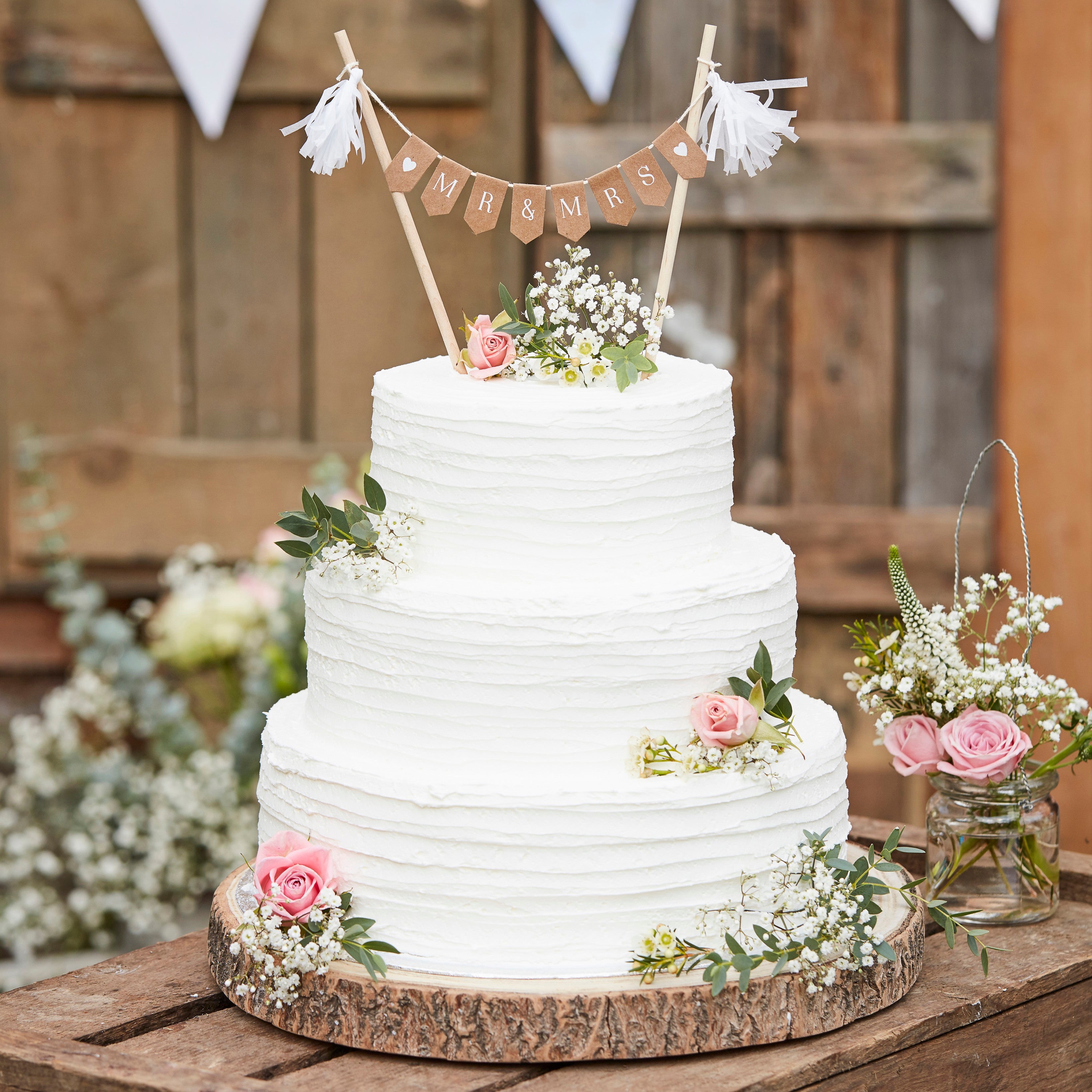 Mr &amp; Mrs Cake Topper Bunting