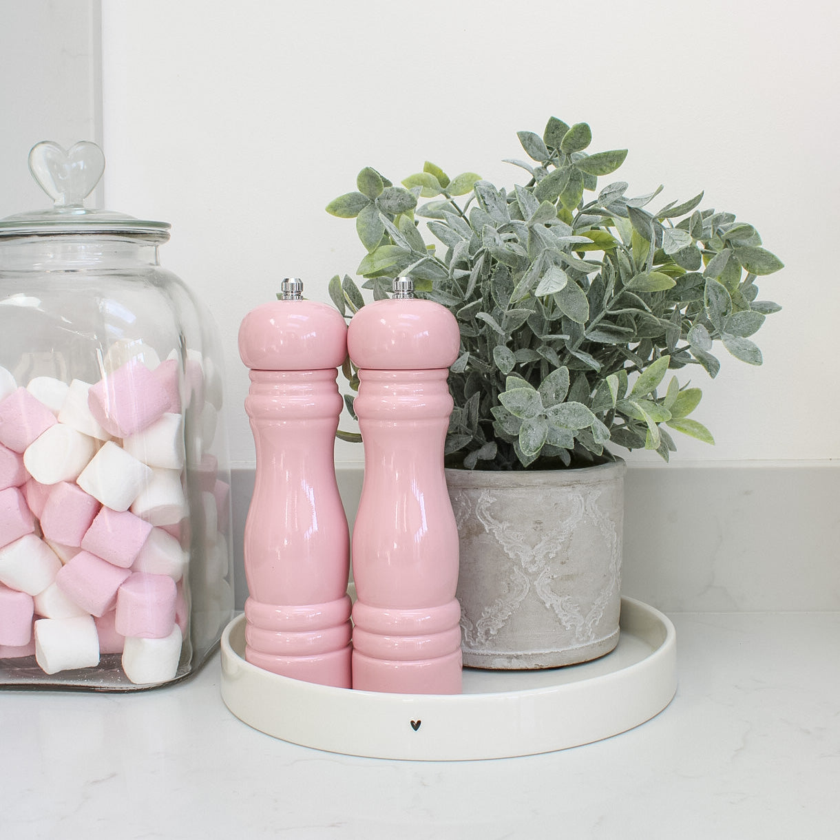 White Little Heart Round Tray